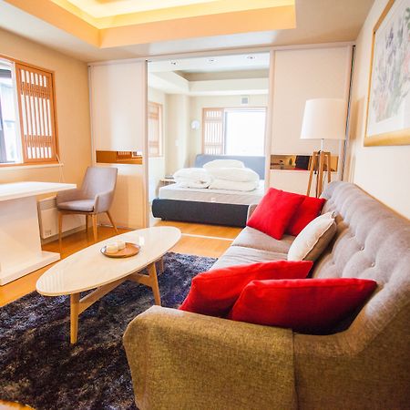 M Hotel كوتشان المظهر الخارجي الصورة